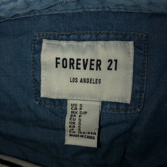 Forever 21 Jean Jacket SMALL - Picture 6 of 6
